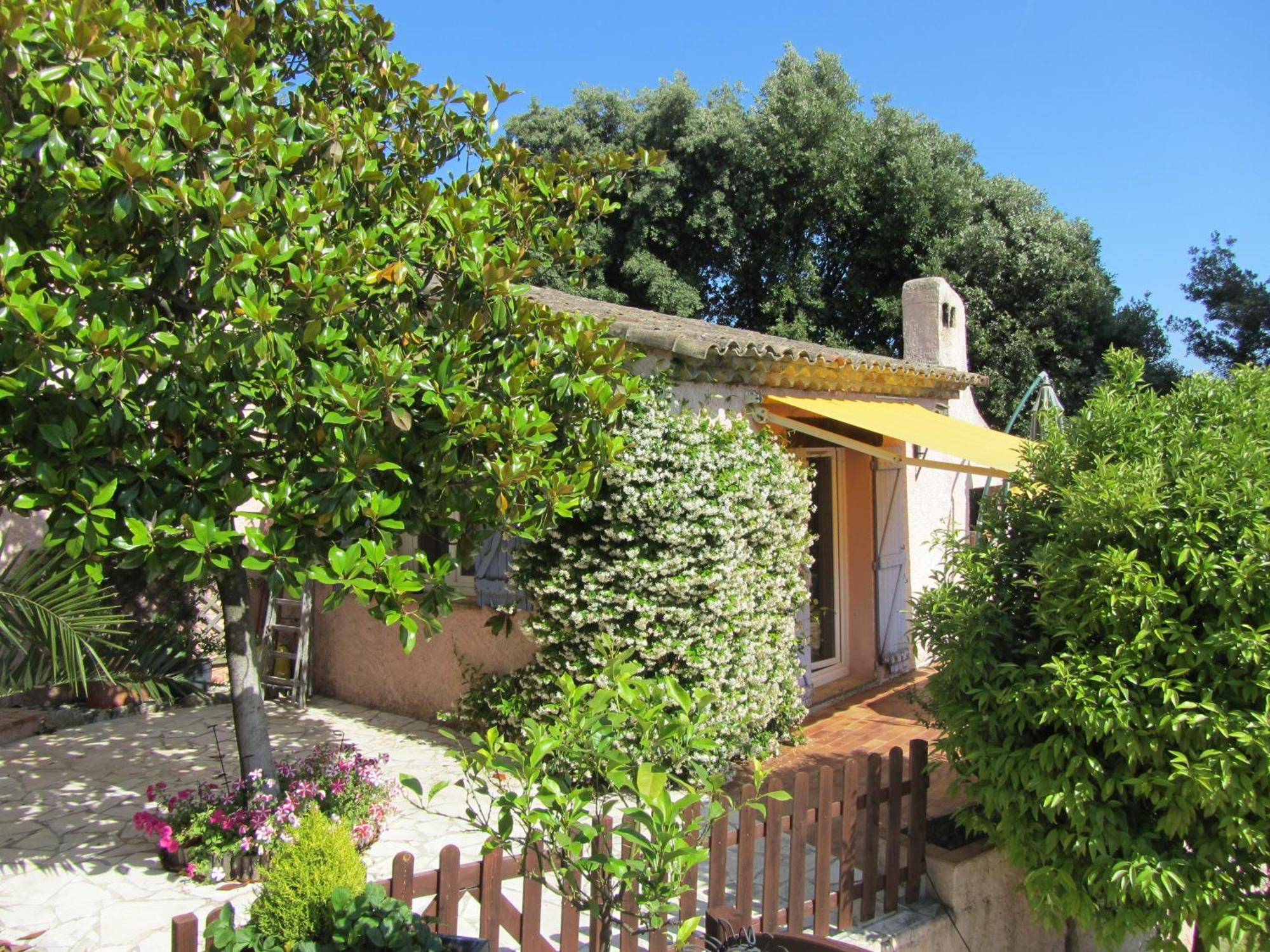 Studio Chez Charles Et Marie, Independant De La Maison, Acces Piscine, Tres Calme, Roquefort Les Pins Dış mekan fotoğraf